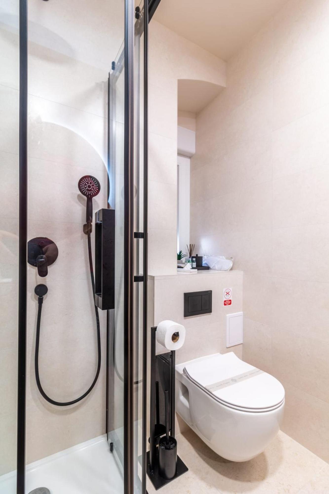 Apartment Centre In Stone House Split Exterior foto